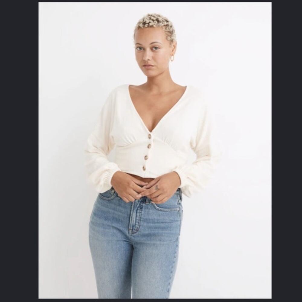 Madewell Deep-V Button-Front Crop Top In AntiQue Cream
